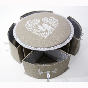 Bosca cairtchláir deartha go deas le haghaidh candy