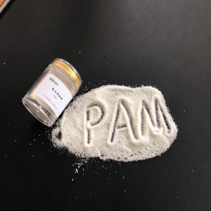 Ceimiceach le haghaidh cóireála uisce