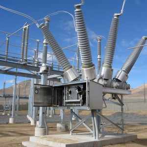 Cumhacht chomhtháite struchtúr cruach comhtháite