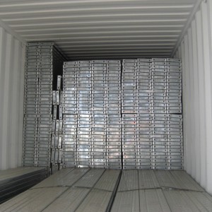 210 Leithead an Phláinéid Cruach Scafaithe galbhánaithe le Poll 6mm