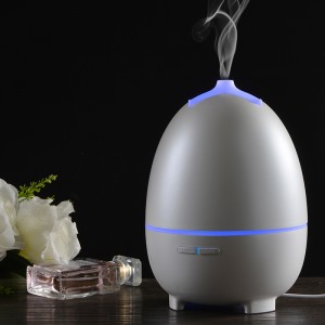 Cnaipe tadhaill Ceannaitheoirí Aeir Ultrasonach Humidifier Aroma Diffuser Aromatherapy Machine