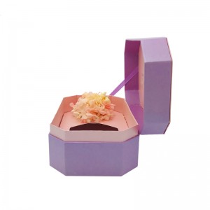 Bosca bronntanais saincheaptha jewelry