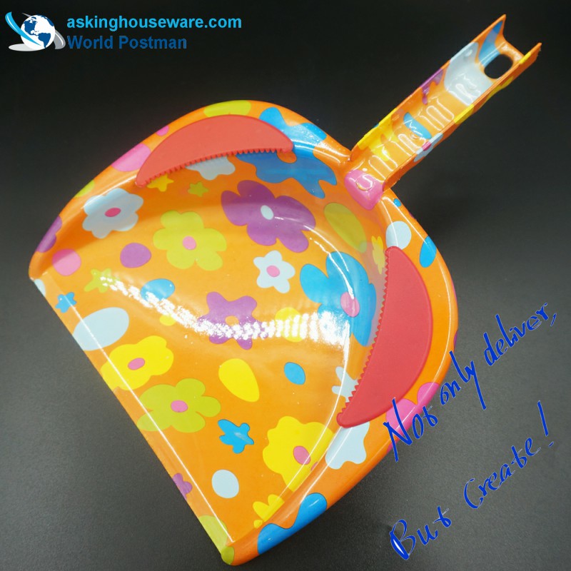 Akbrand Yellow Flower Water Marcáil Brush Broom Scuab le Líne PVC ag Bealach isteach Dustpan