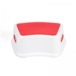 Foirfe le haghaidh Oiliúna Potty agus Úsáid Seomra Folctha Sábháilteacht Neamh-duillín Stól céim leanaí na bpáistí