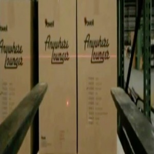 Córas Treorach Lasair Ardaithe le haghaidh Trádstórais chun Earraí a Láimhseáil