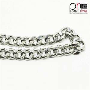 Slabhraí miotail atá cairdiúil ó thaobh na héiceolaíochta de le haghaidh maisiúcháin agus Ball éadaigh