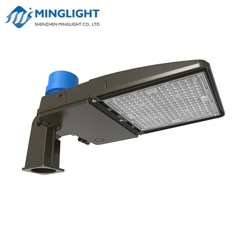 Faoi stiúir Páirceála Lot Light PLB 75W