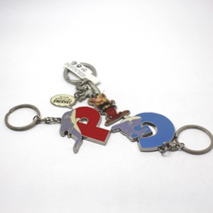 Pyr7 keyring