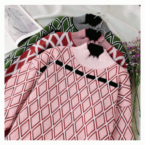 Leath turtleneck móide méid na mban cniotála geansaí gúna