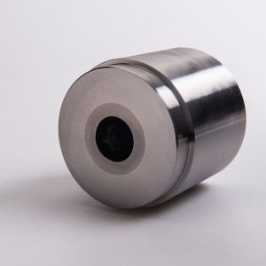 cás cruach cuir isteach chomhdhúile fuar gceannteideal bás le haghaidh scriú chéim