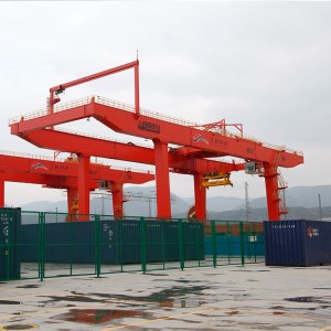 Craein Gantry (RMG) Coimeádán Feistithe Iarnróid
