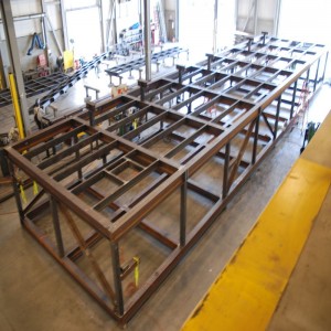 Fabrications cruach struchtúrtha saincheaptha