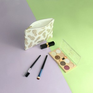 Ard-chaighdeán agus cairdiúil Snáithín Snáithín Fiber ceangailte le mála cosmaideacha