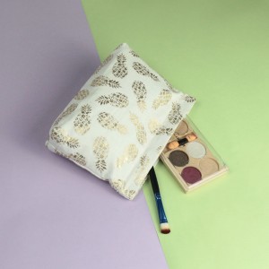 Buail le mála cosmaideacha 100% an-tóir ar an anlann péine