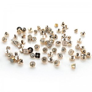 An díolachán is nuaí atá fíor-chruthach cnaipí mórdhíola avant-garde an chnaipe éadaigh