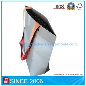 Mála siopadóireachta éadaí branda ard-deireadh le dearadh saincheaptha