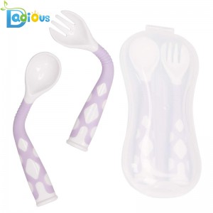 Lapadán Slán agus Smooth Chun Uirlisí a Dhéanamh Taisteal Spúnóga agus Forcáin do Mhoróga Babaí