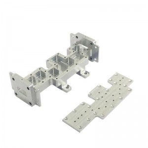 Cruach Carbóin AISI1045 / 9smnpb28 Tionscal Fuinnimh Kachi The Machine Shop