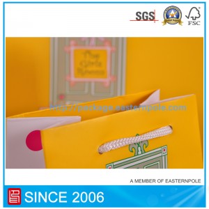 Mála páipéir bronntanais álainn