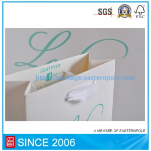 Mála páipéir ábhar athchúrsáilte le haghaidh éadaí