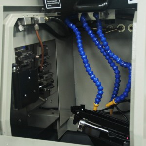 Monarú praghais de chineál na hEilvéise de chineál uathoibríoch cnc deil muile na hEilvéise cnc deil