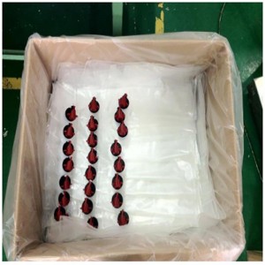 2l 3l 5l 10l 20l 25l mála dáilte fíona fillte i spout bosca nó mála leacht comhla sa bhosca