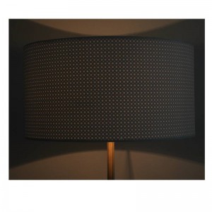 Lampa nua-aimseartha urláir le scáth fabraice