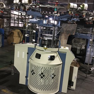 meaisín cniotála ciorclach gan uaim ar mhéid beag trastomhais