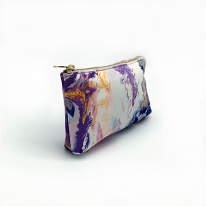 pouch cosmaideacha cothrom