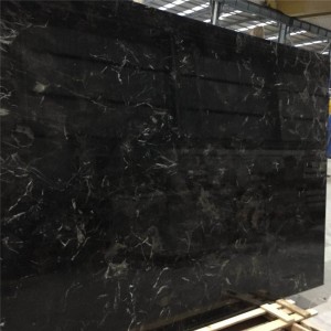 Leaca marmair dorcha na Síne