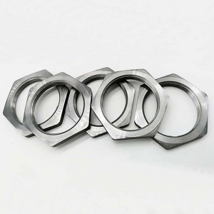 cnc saincheaptha ag casadh cnó heicsidheachúlach M28 * 1