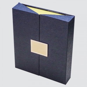 Bosca Bronntanais Speisialta Exquisite Saincheaptha