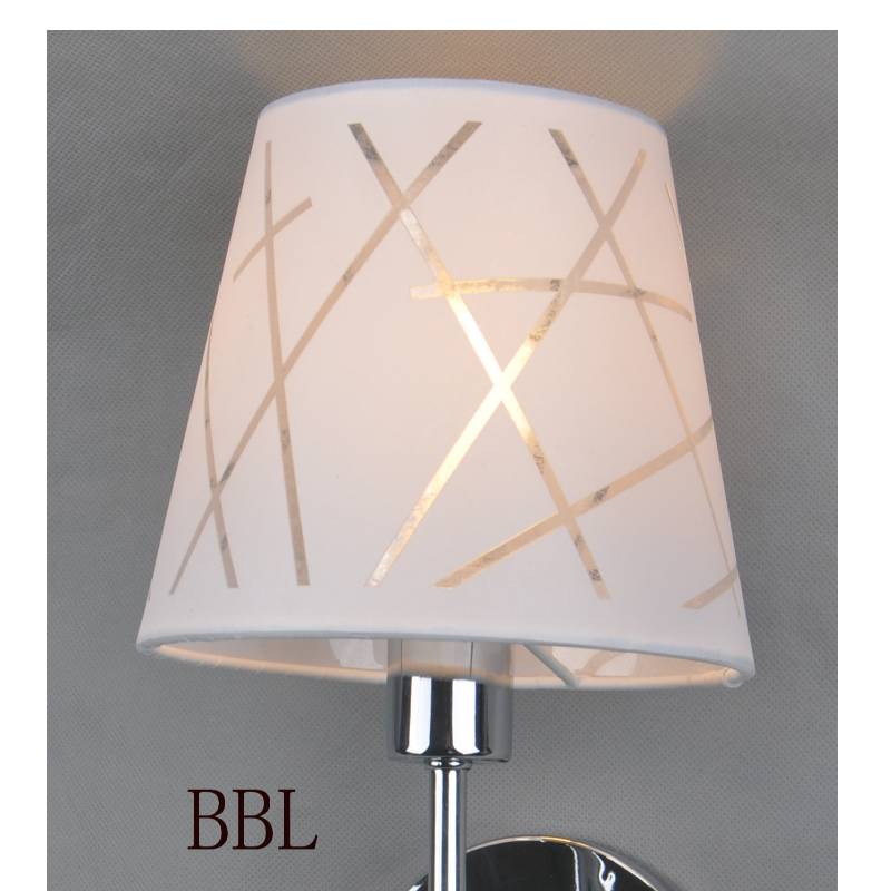 Seinamatern, millel on riidevari