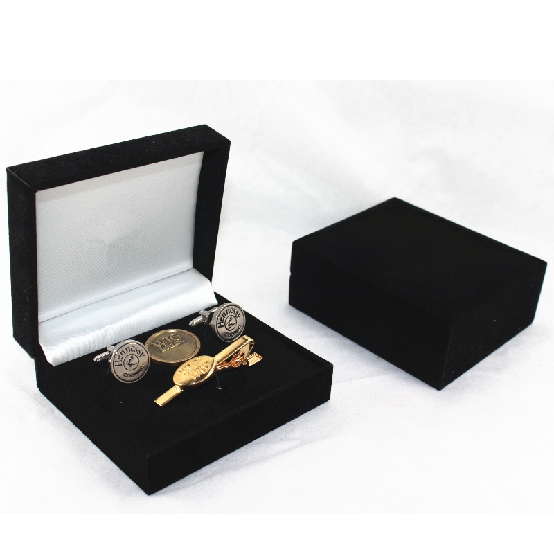 Mír V-09 dronuilleog Leatherette Bosca páipéir le haghaidh mona 50-60 mm, cufaí, gearrthóg ceangail, suaitheantas, srl. Mm. 98 * 84 * 38, meáchain thart ar 105g