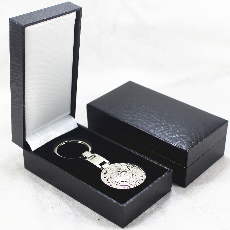 Mír V-10 dronuilleog Bosca páipéir Leatherette le haghaidh bonn & suaitheantas 40 * 80 mm, etc. mm. 60 * 111 * 38, meáchain thart ar 82g