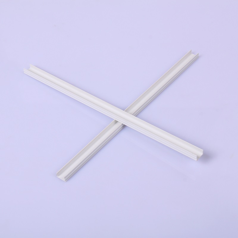 stiall rian sleamhnáin plaisteach pvc Cainéal pvc múnlaithe U le praghas íseal ar chodanna Drawer fuinneoige