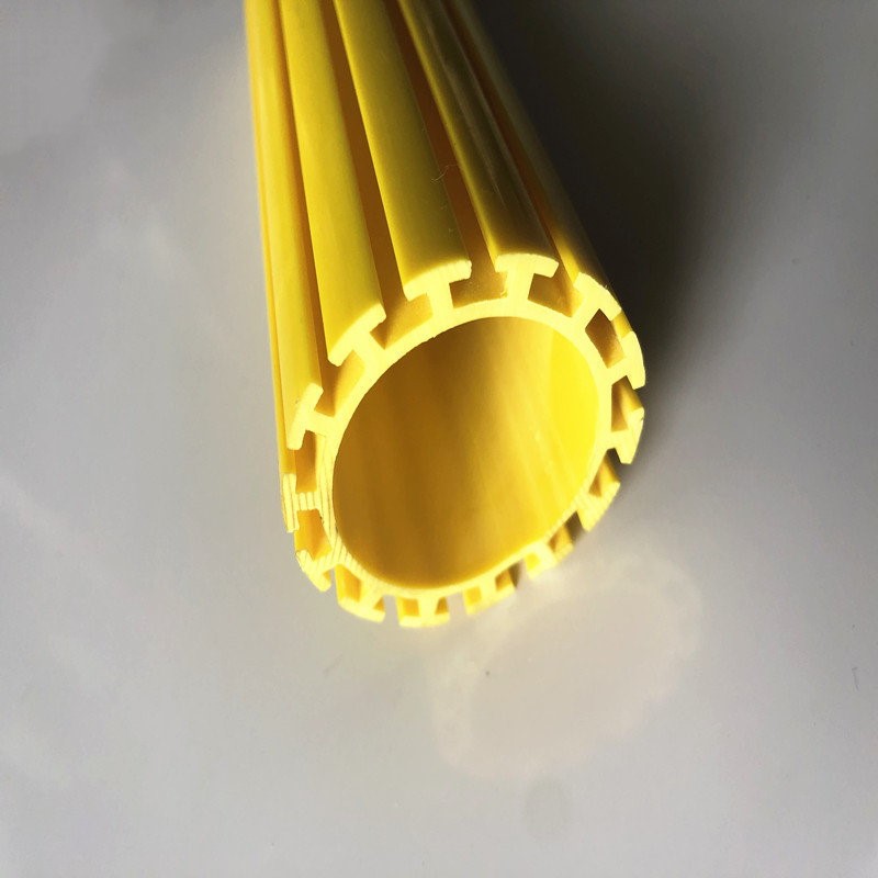 próifíl feadán plaisteach píopa próifíl pvc easbhrúite saincheaptha le haghaidh sliotán sleamhnáin tacaíochta líreacáin