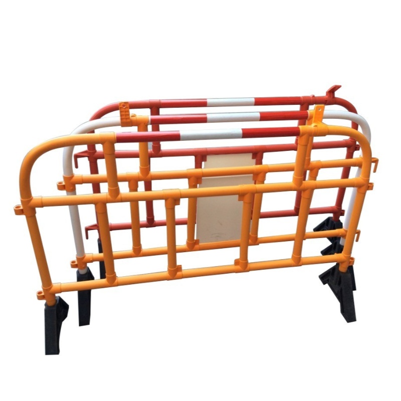 Bacainn coisithe do cheolchoirmeacha, imeachtaí spóirt agus paráidí bacainn bóthair feithicle bacainní páirceála PVC baracáide plaisteach