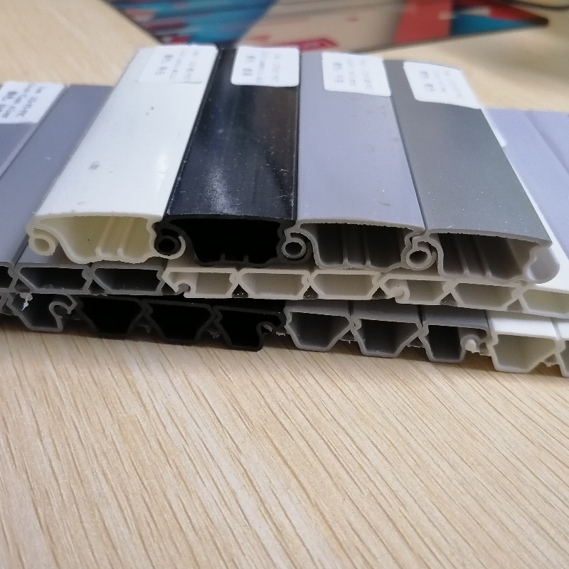 comhlaí sorcóir PVC rátáilte dóiteáin slat comhlaí pvc slat próifíl pvc comh-easbhrúite do dhoras na comh-aireachta
