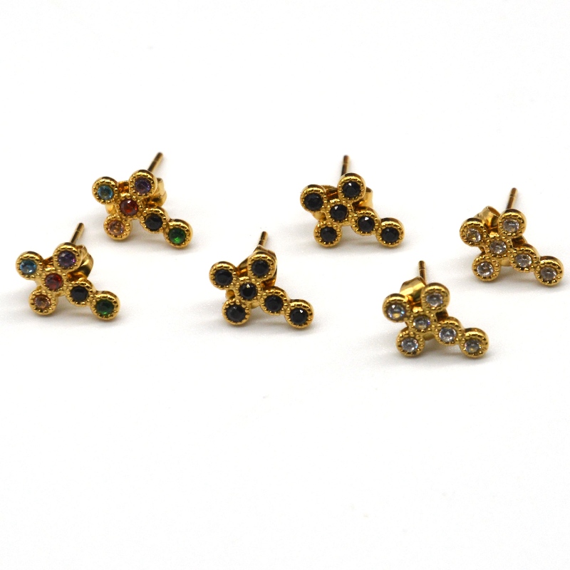 Trasnaíonn na mná cluaise tras-cluaise ciúbach zirconia mion pavé monarcha próiseála seodra Ruifanbao na Síne