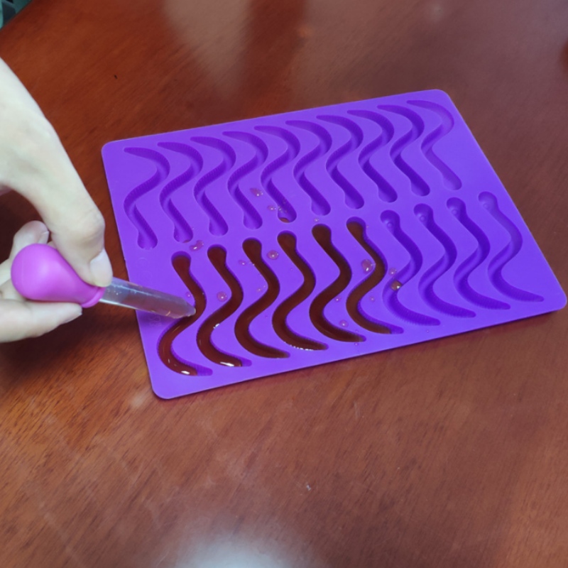 Silikoon uss kommi mudel röövik kuju kala putukas šokolaad väike mao jäävõre