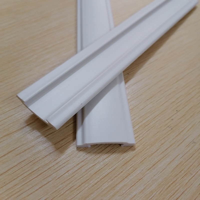 easbhrú próifíl cainéil pvc u lasair-retardant ardchaighdeáin le haghaidh imbhalla fuinneoige