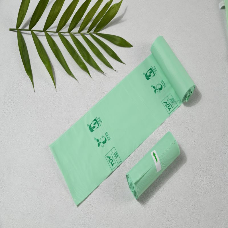 maisitärklisel põhinevad biolagundatavad 100% kompostivad prügikotid rullis