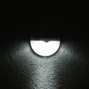 Lampa balla leathchiorcal gréine