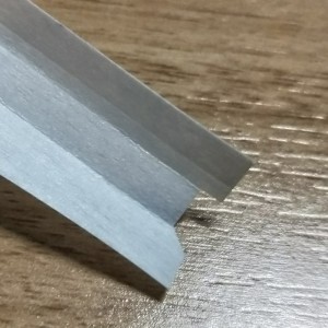 Monaróirí Guangdong Soláthar Mórdhíola Páipéar Sliotán Mótair Bán DMD Páipéar Inslithe Páipéar Inslithe Teas-Resistant Próiseáil