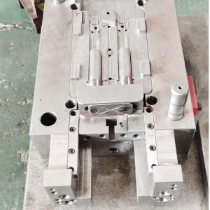 Méid an Chustaim Páirteanna Gluaisteán Déantúsaíochta Ardluais Múnlú Instealladh Plaisteacha