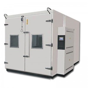 Siúl i seomra tástála teochta tairiseach agus taise