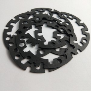 Flame retardant turraing ionsú turraing poron le-32 foam dubh ina saothraítear rónta foam bulc mhúnlú cúr mórdhíola