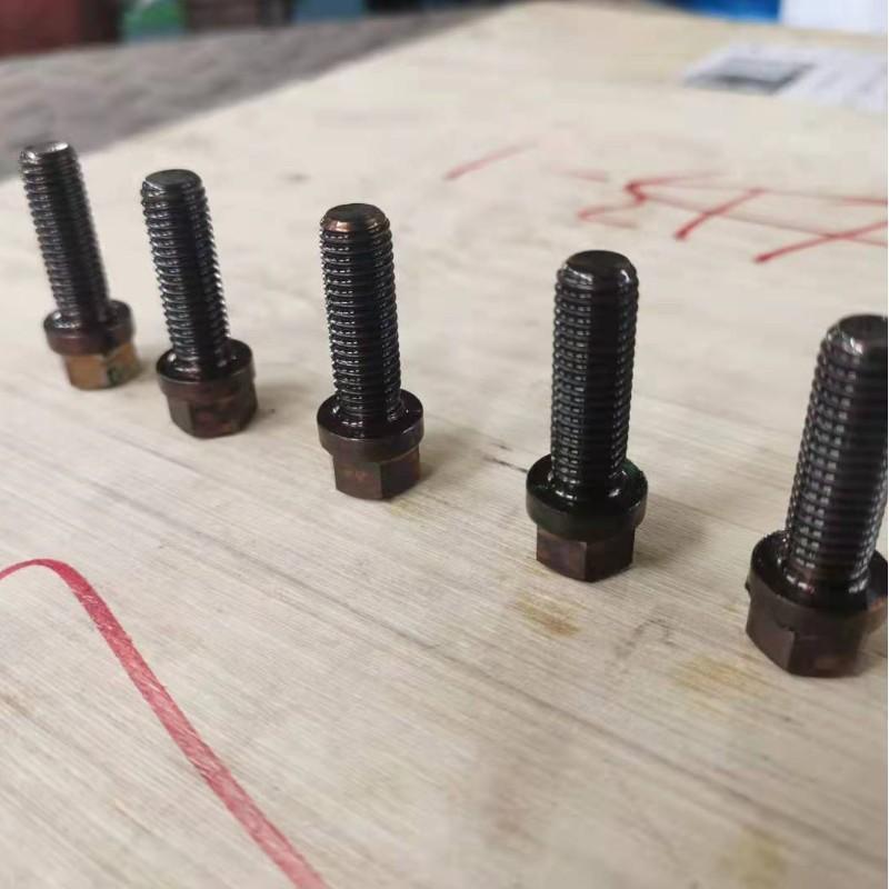 Nicil Alloy 718 Bolt