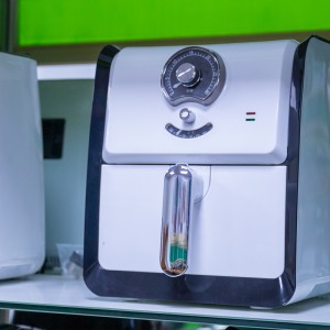 Aeir Uathoibríoch Fryer Aeir Ilfheidhmeach Fryer Fryer an Aer Fryer Fries Fraincis Fraincis Meaisín An Oighinn An Aer Fryer go hiomlán Fearais Teaghlaigh Chliste go hiomlán Uathoibríoch Fearais Chliste Teaghlaigh